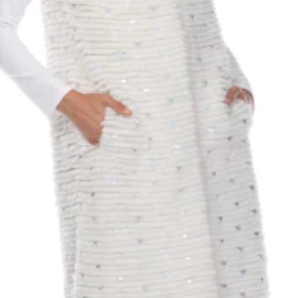 Elegant White Fur Vest